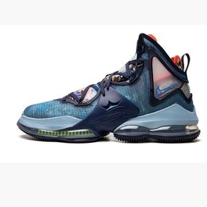 Nike LeBron 19 - “Space Jam”